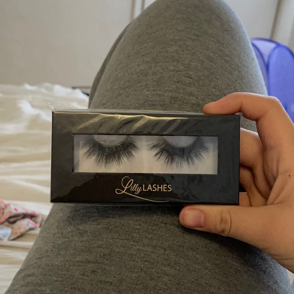 Lashes